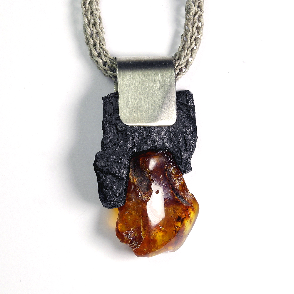 Biżuteria bursztyn bałtycki i węgiel kamienny coal and amber